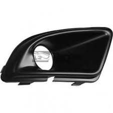 RESETKA PREDNJEG BRANIKA (SA MAGLENKOM) 06- - DESNO